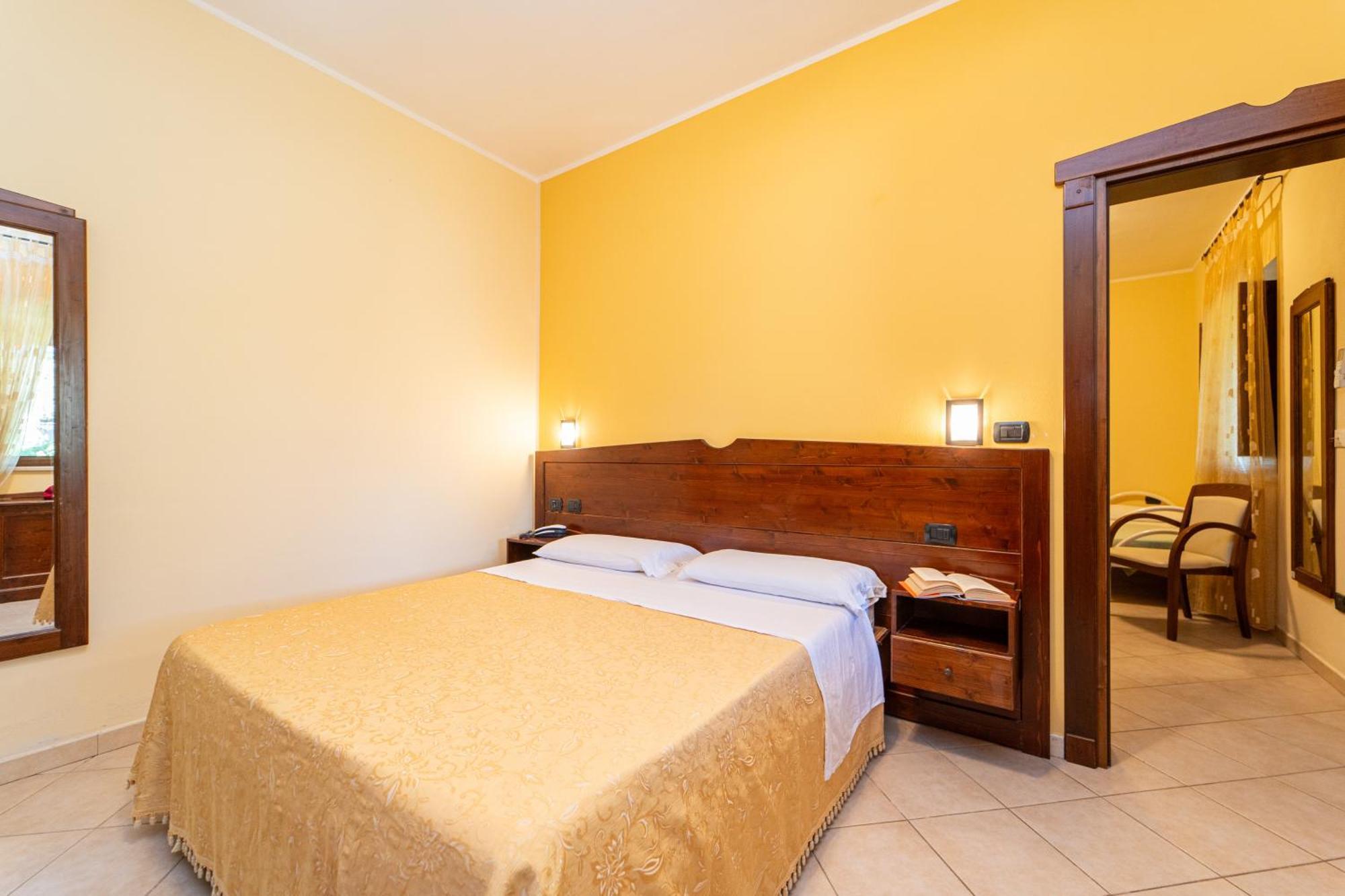Hotel Masseria Le Pajare Presicce Rum bild