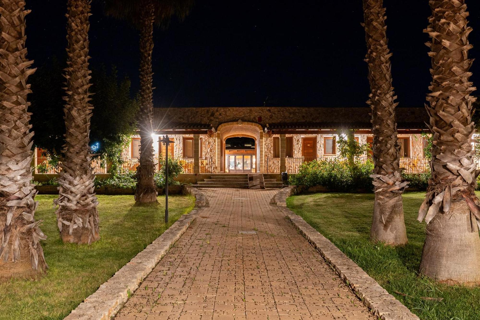 Hotel Masseria Le Pajare Presicce Exteriör bild
