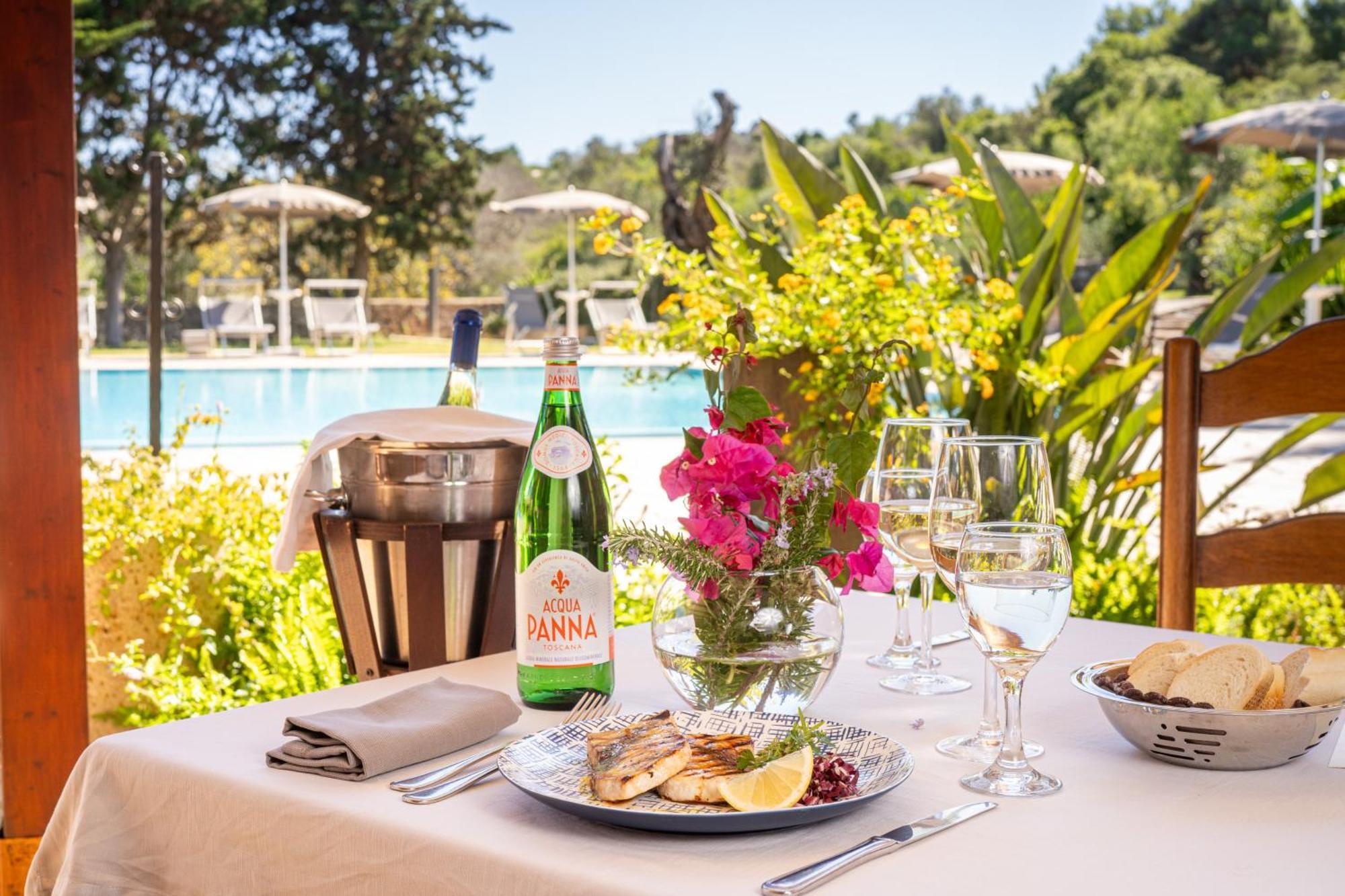 Hotel Masseria Le Pajare Presicce Exteriör bild