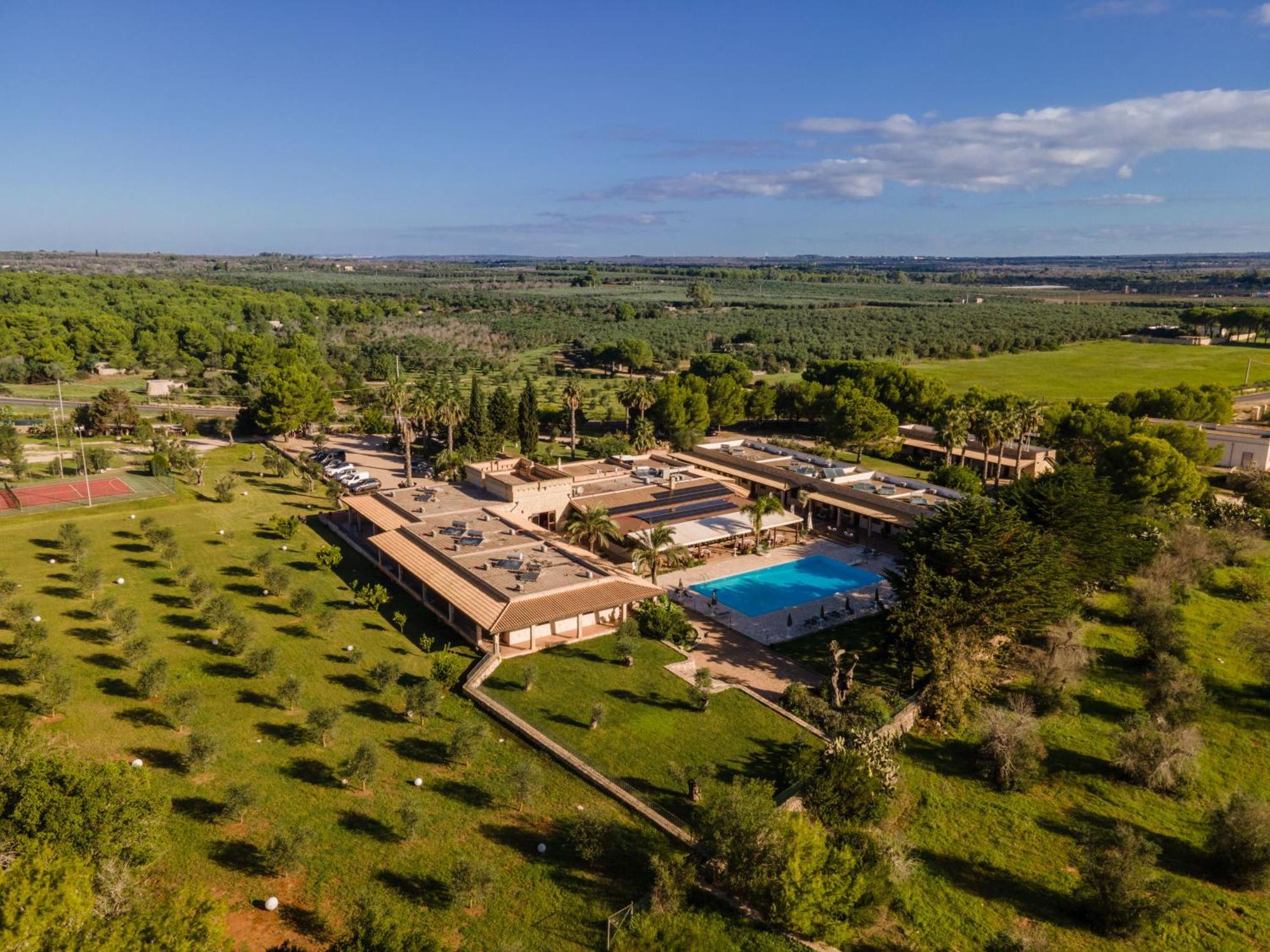 Hotel Masseria Le Pajare Presicce Exteriör bild