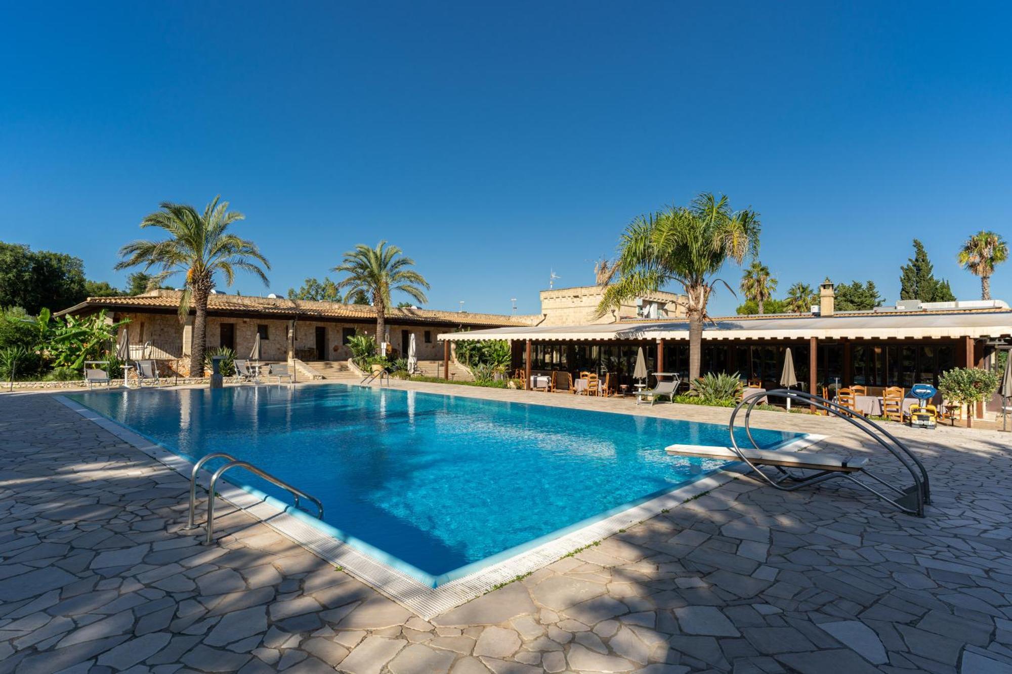 Hotel Masseria Le Pajare Presicce Exteriör bild